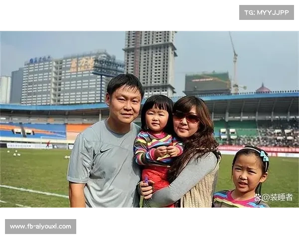 四川全兴黄色旋风30周年纪念赛魏群姚夏领衔元老队重聚竞技荣耀